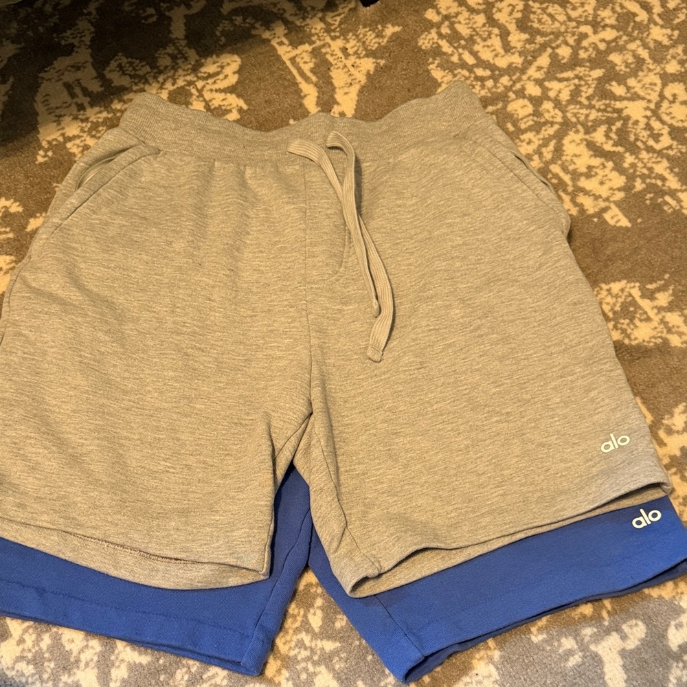 ALO Yoga Men's Athletic Gray and Blue Shorts set of 2